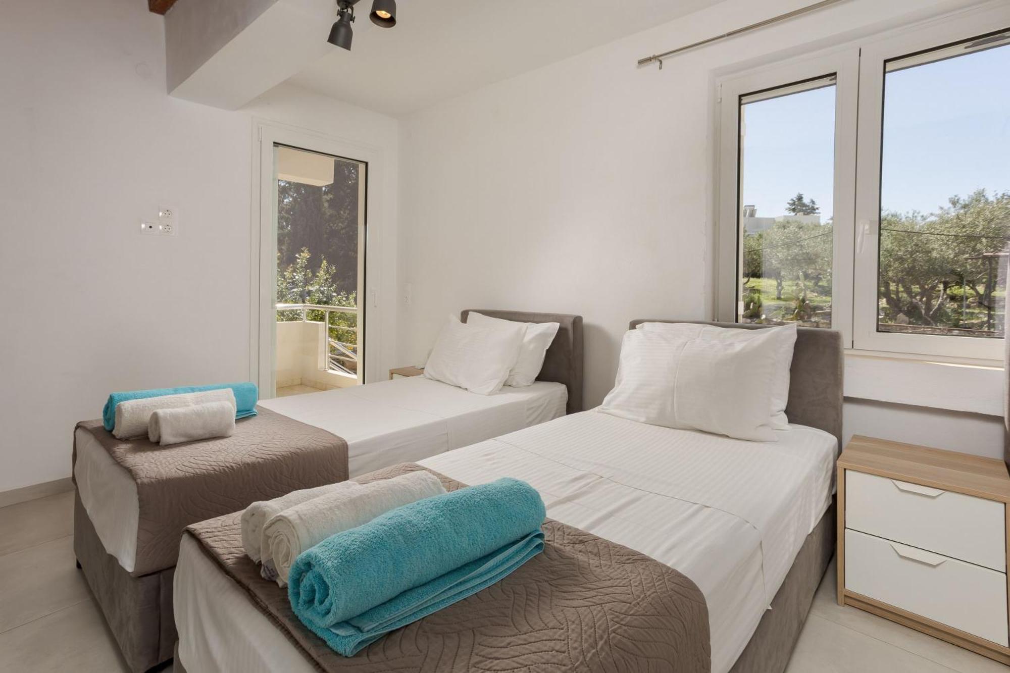 Villa Konstantinos Hilltop Vineyard Escape Almirída Luaran gambar